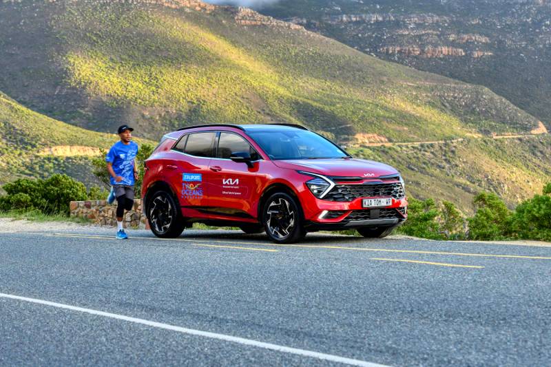 Leading by example Kia is the official vehicle sponsor of the 2023 Totalsports Two Oceans Marathon