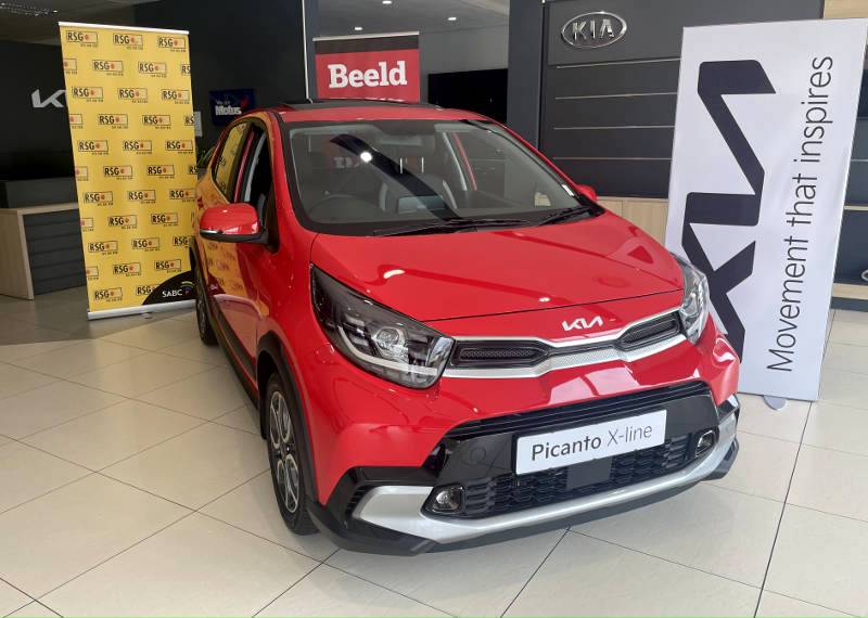 Kia donates a Picanto as grand prize in the Beeld Children’s Fund annual fundraising raffle