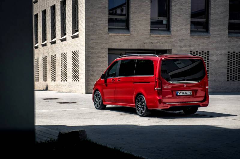 Order online and drive a brand-new V-Class