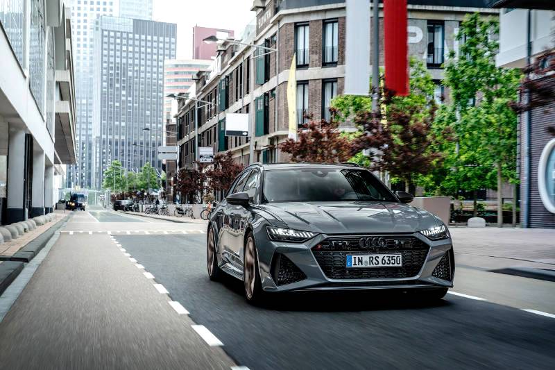 Audi Relies on SportContact 7 Tyres for its RS 6 Avant performance