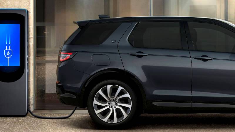 Discovery Sport with redesigned modern luxury interior