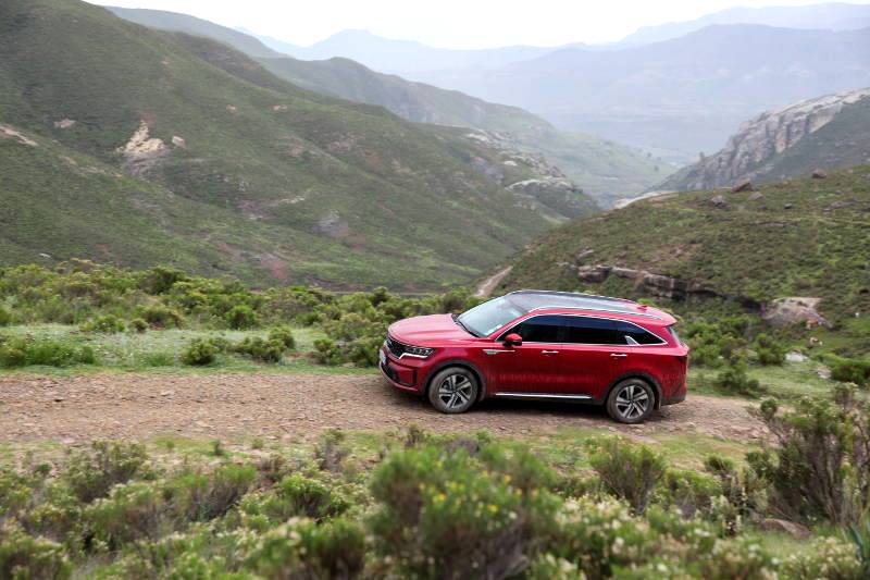 Kia’s flagship SUVs shine in 2023 South African Car of the Year competition
