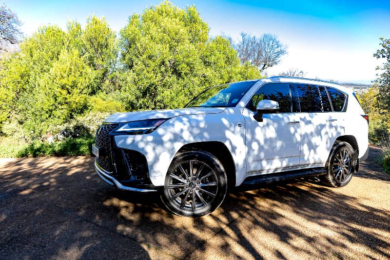 Exclusive vehicle partner of the Eat Out boutique events