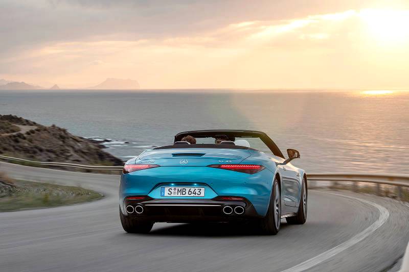 Mercedes-AMG presents the SL 43: An icon reborn