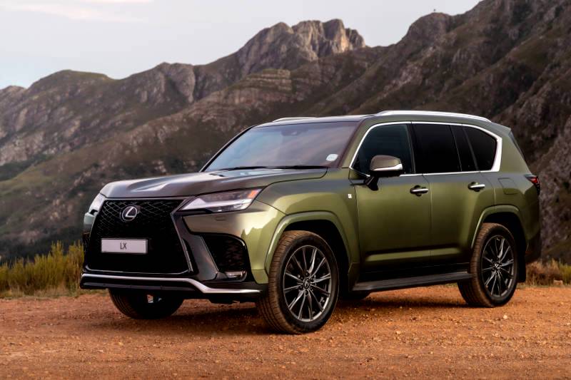 VIP-chauffeur drives brought to you by Lexus