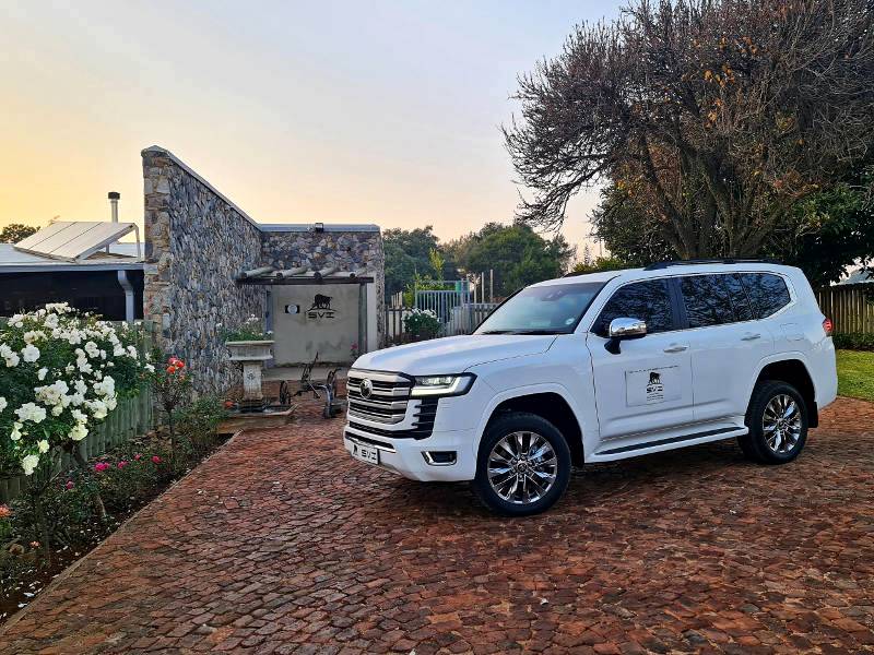 TOYOTA LAND CRUISER 300 NOW AVAILABLE WITH LUXURY SEATS
