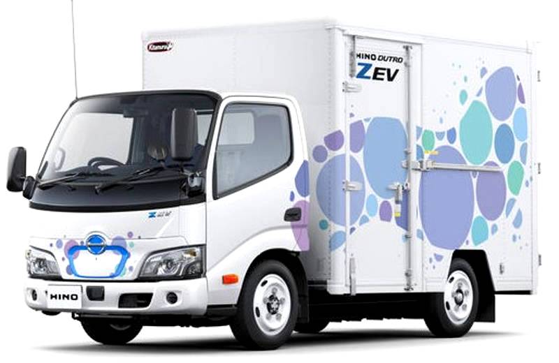 HINO PUT THE ACCENT ON NEW ENERGY VEHICLES AT TOKYO MOBILITY SHOW 2023