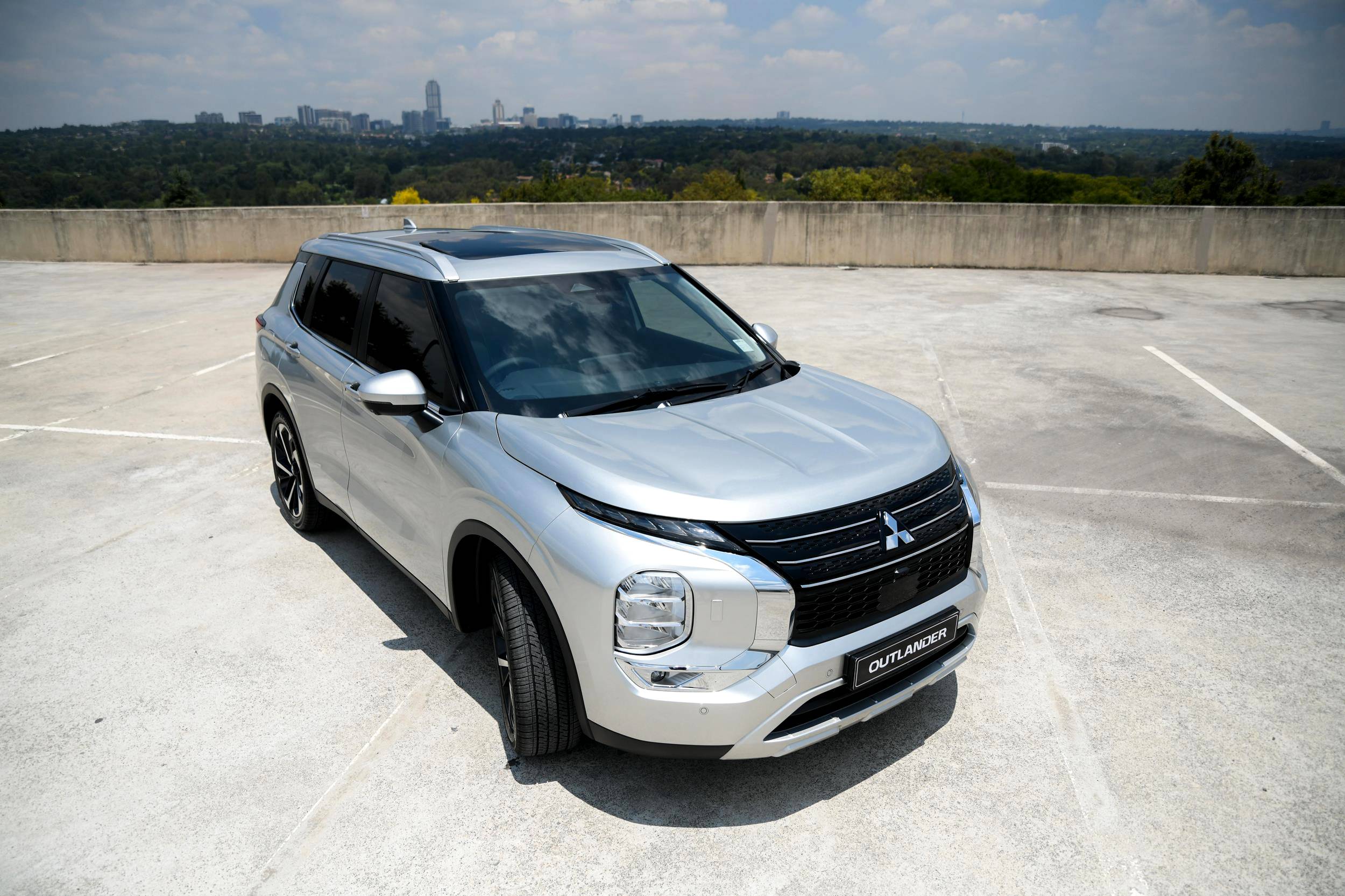 Mitsubishi widens appeal of Outlander range with tech laden model offering