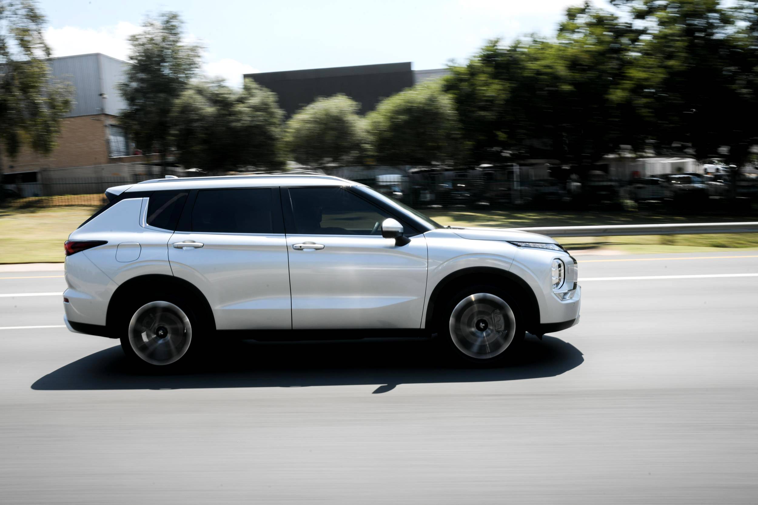 Mitsubishi widens appeal of Outlander range with tech laden model offering