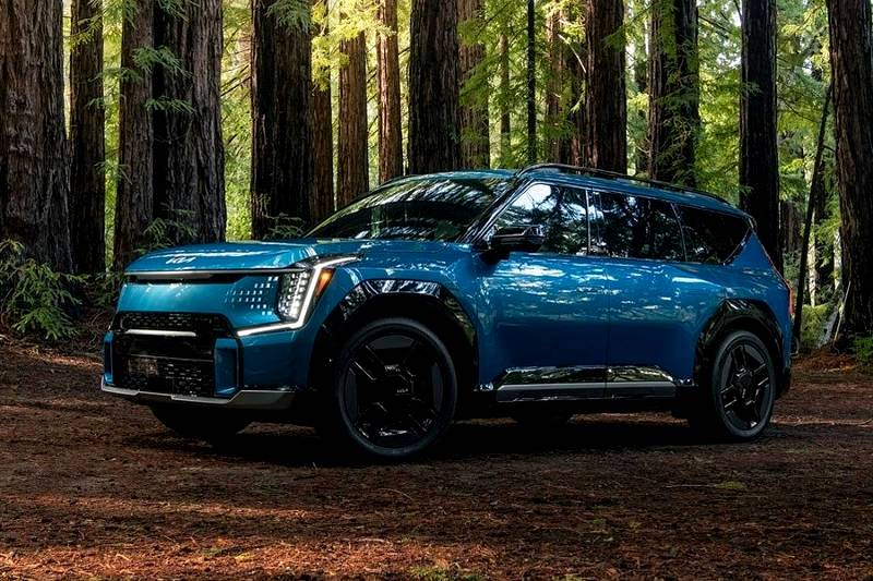 Kia EV9 continues its winning streak as the 2024
