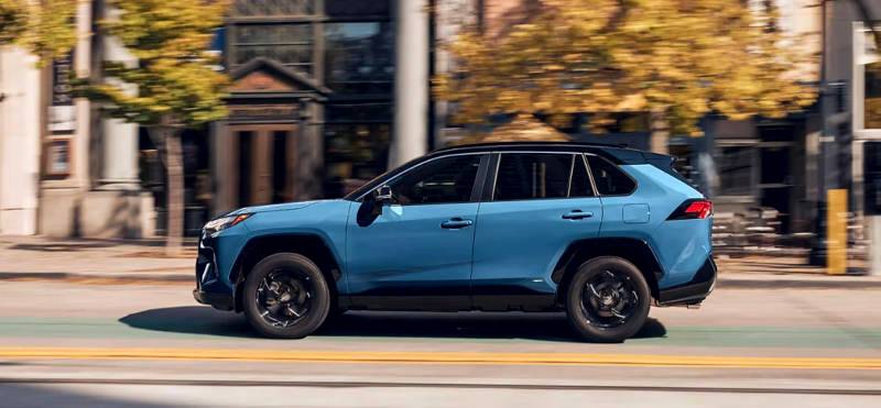 A NEW TOYOTA CROSSOVER IS REVEALED