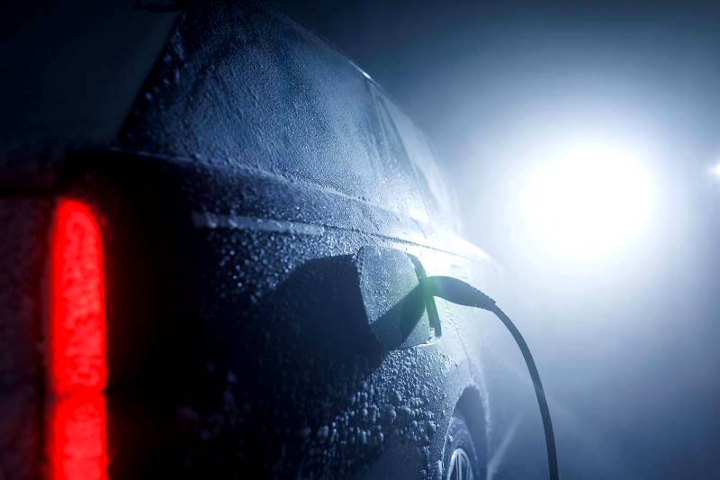 All Range Rover. All electric. Tested for leadership.