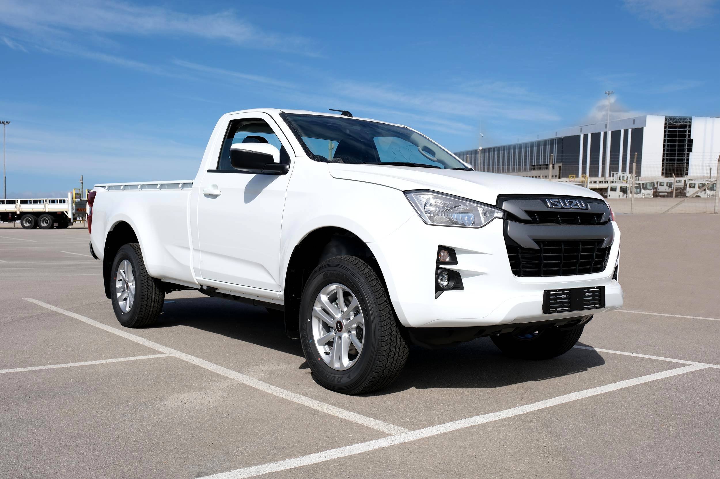 ISUZU Adds D-MAX Single Cab LS Range