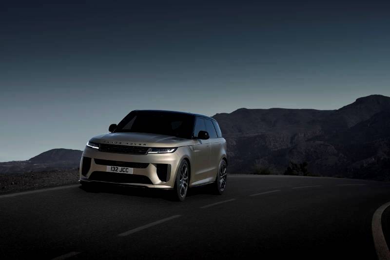 Performance flagship Range Rover Sport SV sparks demand in SA