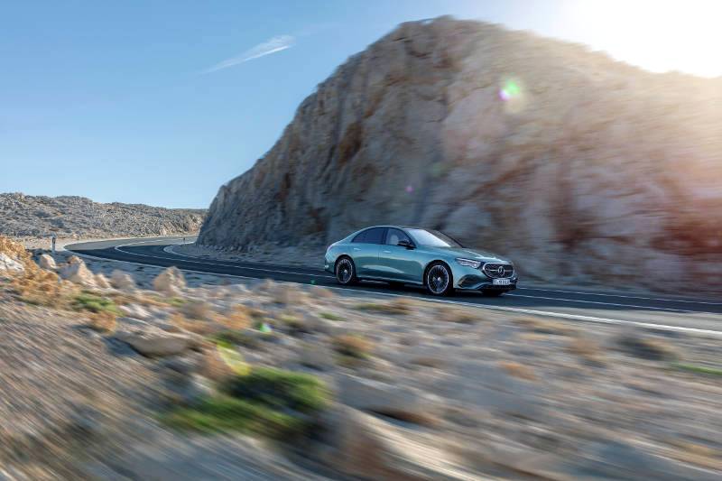 A bridge between tradition and digitalisation: the new E-Class