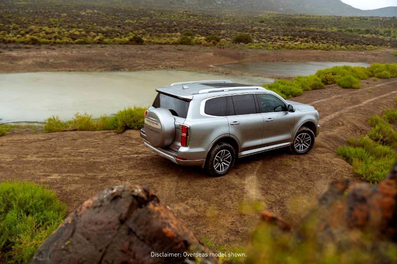 GWM TAKES LUXURY TO THE NEXT LEVEL WITH NEW TANK 500 HEV SUV!