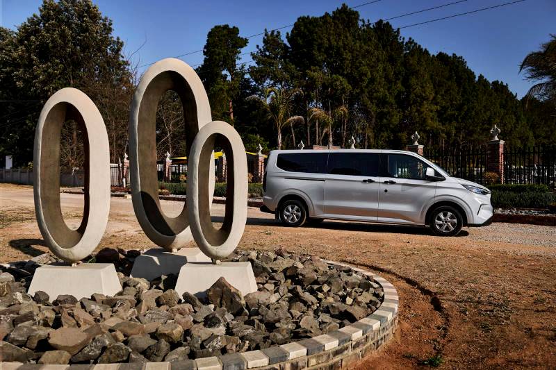 New Ford Tourneo Delivers Eight Seats of Configurable Space