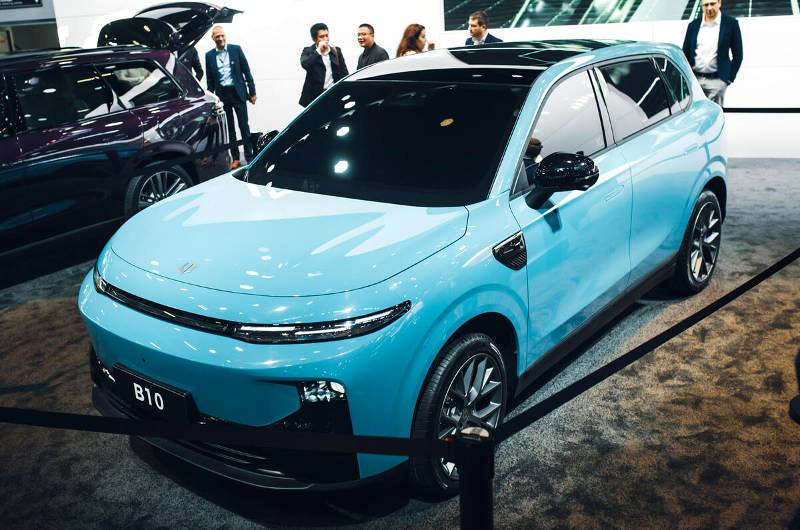 Leapmotor B10 Makes Global Debut at the Paris Motor Show
