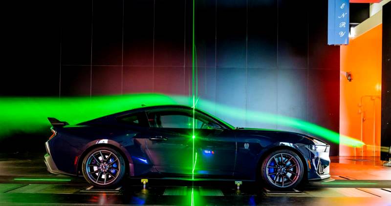 Aero First: New 322 km/h Wind Tunnel Treadmill Helped Design Mustang Dark Horse