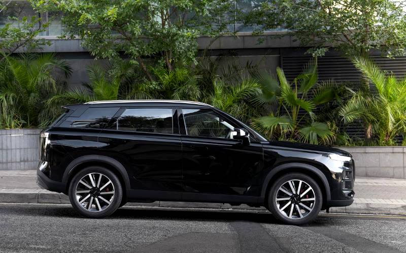 Seven things to know about the JAECOO J7: redefining the premium SUV segment