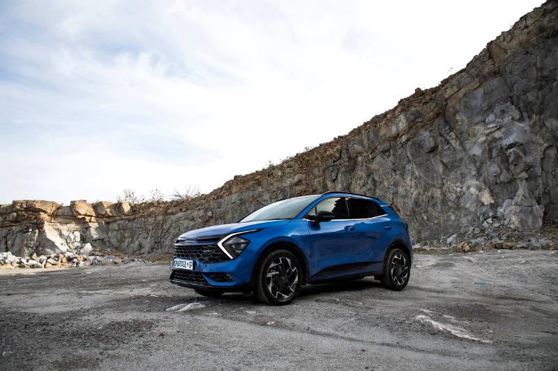 Lead by example: Kia Sportage named ‘Family Car of the Year’ at the 2025 Cars.co.za Consumer Awards