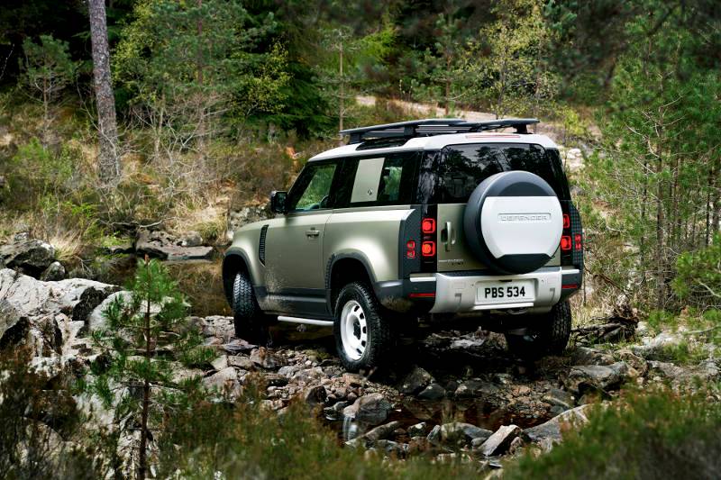 New Defender: 5 features that define an icon | Car Sales Portal