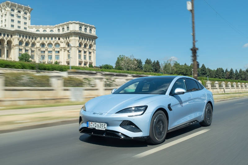 BYD brings new-energy vehicles to Romania