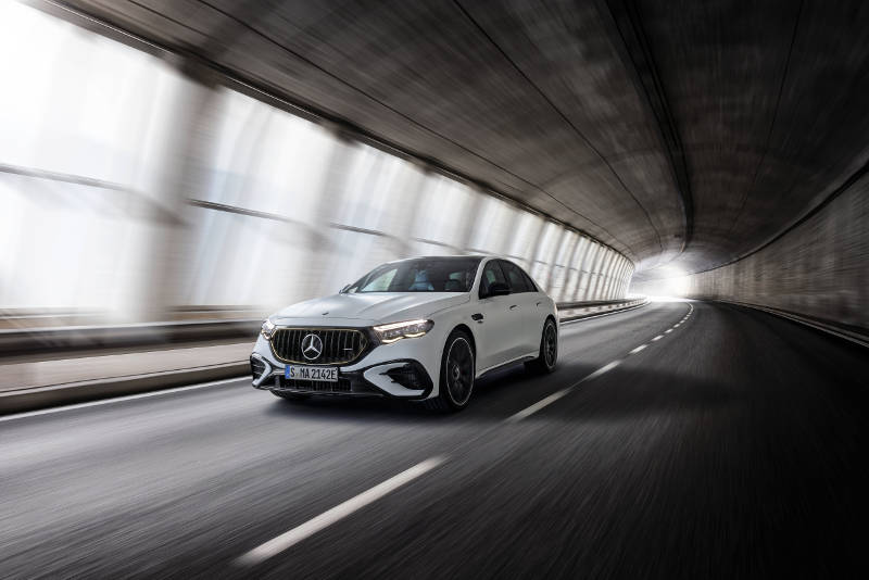 The Mercedes-AMG E 53 HYBRID 4MATIC+: Executive Performance redefined