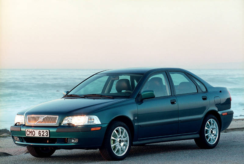 Volvo Celebrates 30 years of the S40—the compact executive sedan that helped shape a new chapter for the Swedish brand