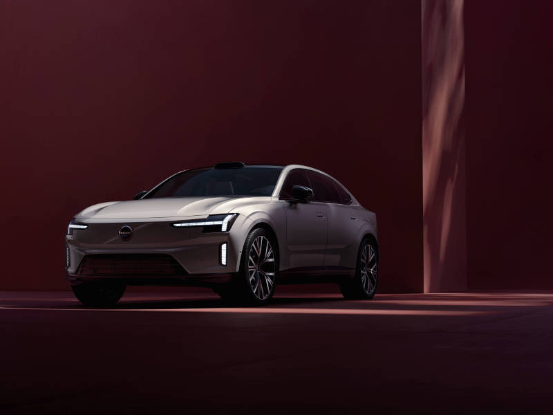 The future arrives in 2025: Volvo Car South Africa to expand electrified lineup with four new models on the way