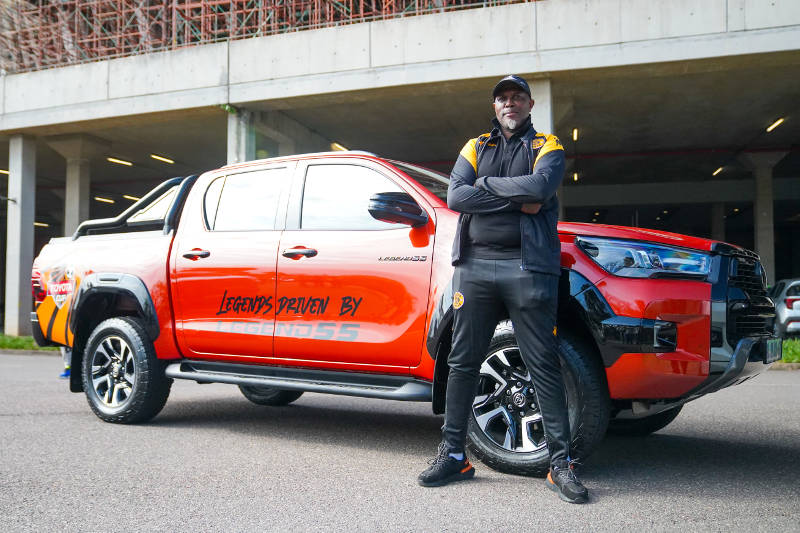 FOOTBALL LEGENDS DRIVEN BY HILUX LEGEND 55