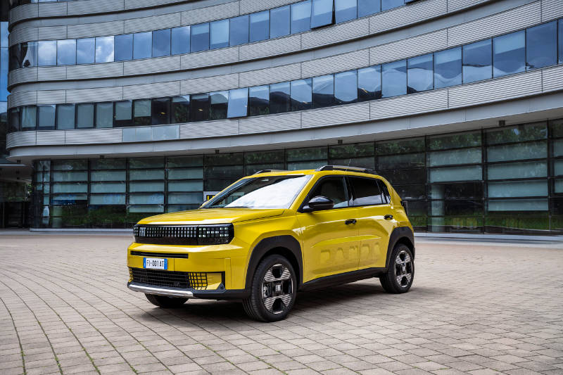 Fiat Grande Panda wins the “Red Dot Award” 2025